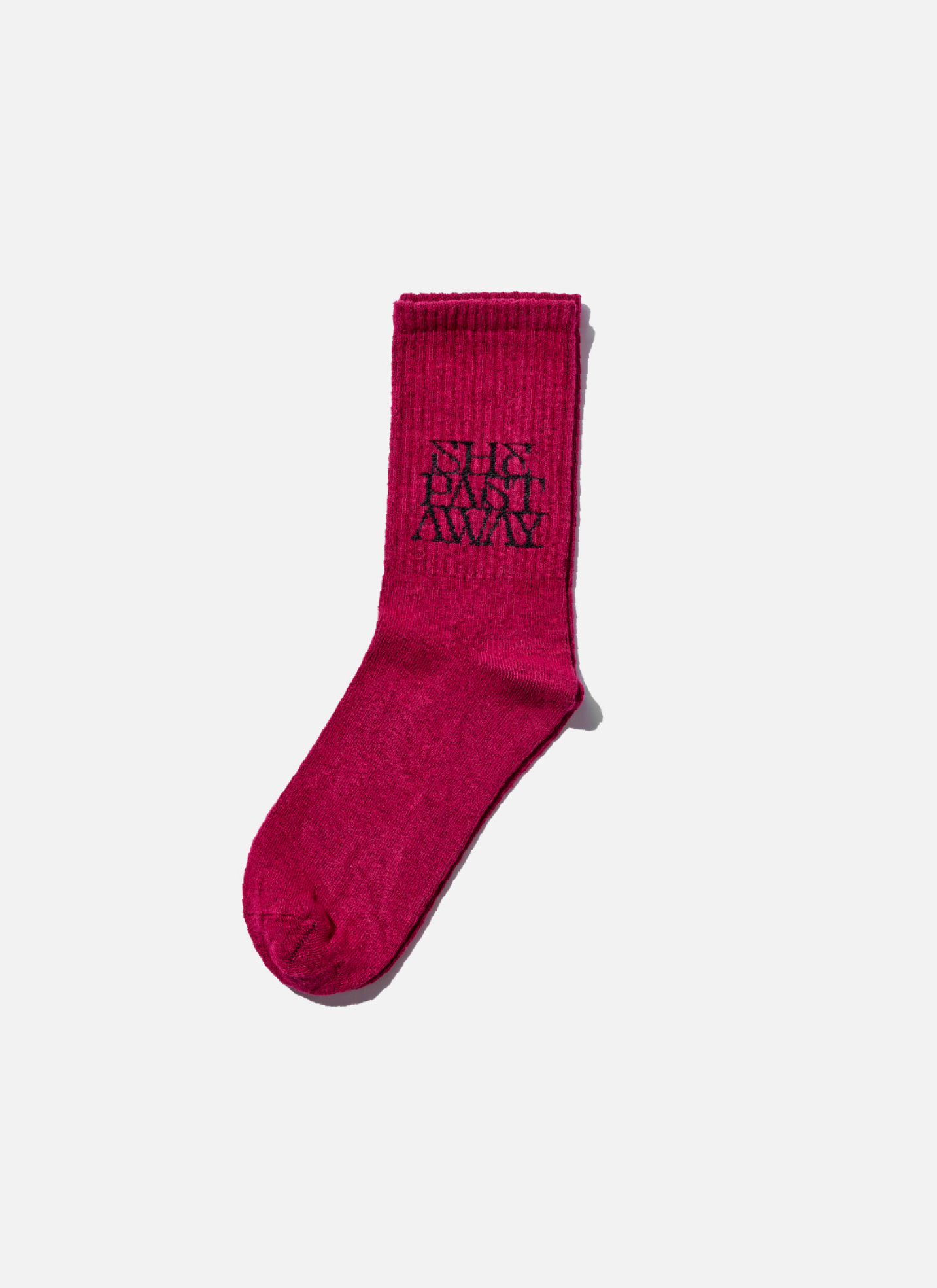 she_past_away_mörç_gölgede_dans_kızıl_çorap